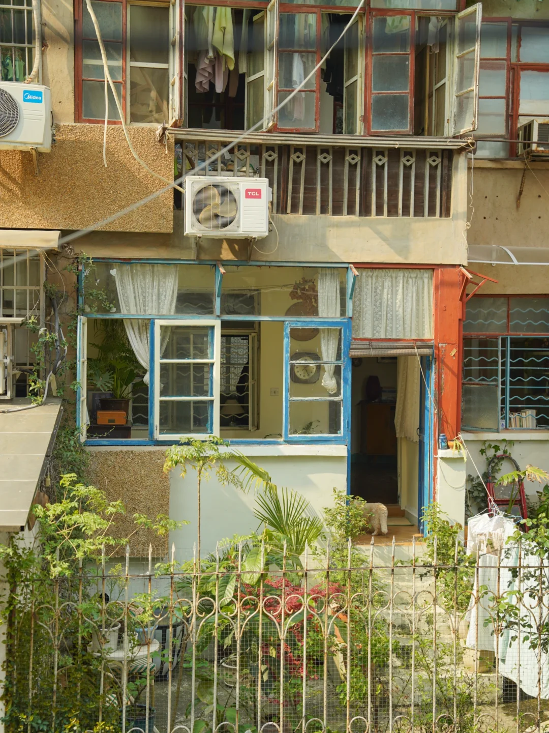 经济上行时期，文艺女青年独居的住所