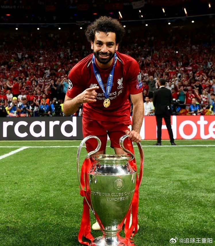 这算是一代传奇落幕吗？不算哈，毕竟他要开启新篇章！萨拉赫赛季结束后离队