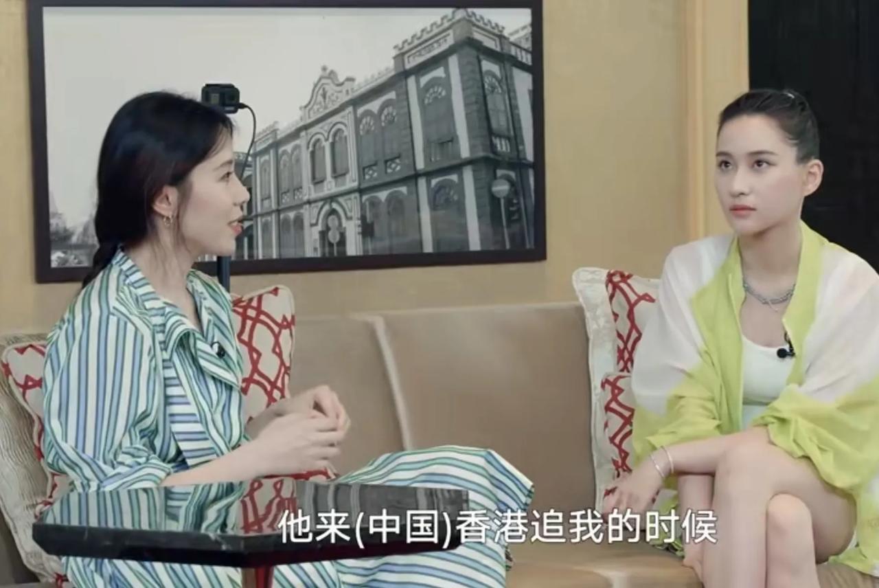 何超莲被问到是什么时候对窦骁有一种就是他了那种感觉，何超莲说：“他来中国香港追我