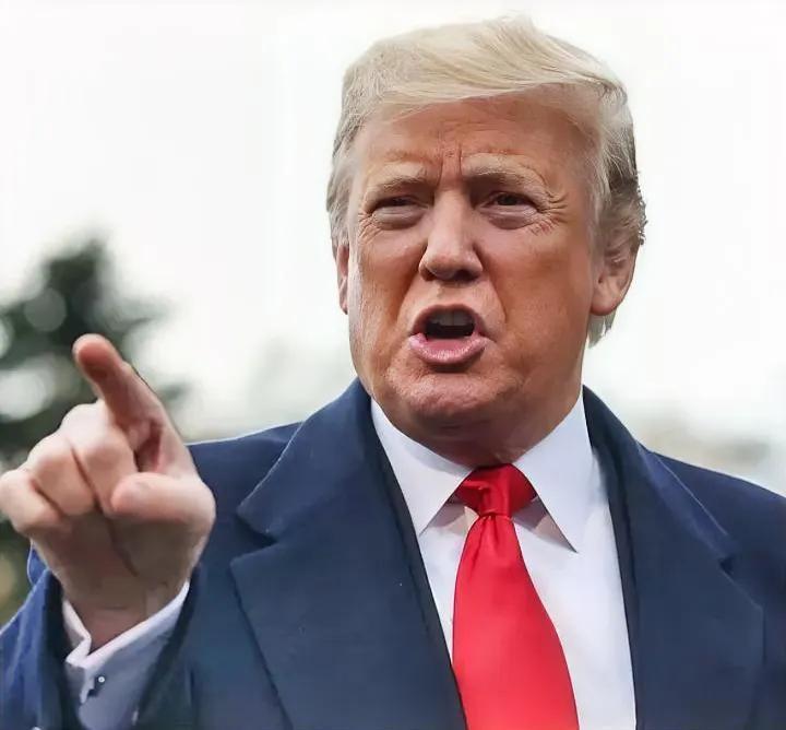 怎么把一个国家的总统给撸过来
美国早就有标准化流程！！
第一部培养内鬼间谍
第二