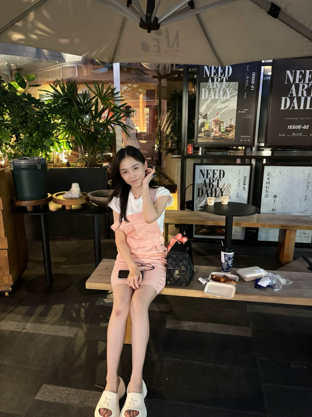 姐妹们的聚会好嗨皮