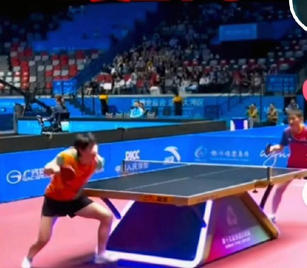 全运会女单四强赛：
巅峰对决，
新老碰撞引爆激情
在万众瞩目的全运会乒乓球女单赛