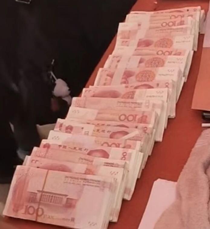 10万？20万？30万？多少钱并不重要！老家村里每年都会举办庙会，唱戏、扭秧歌，