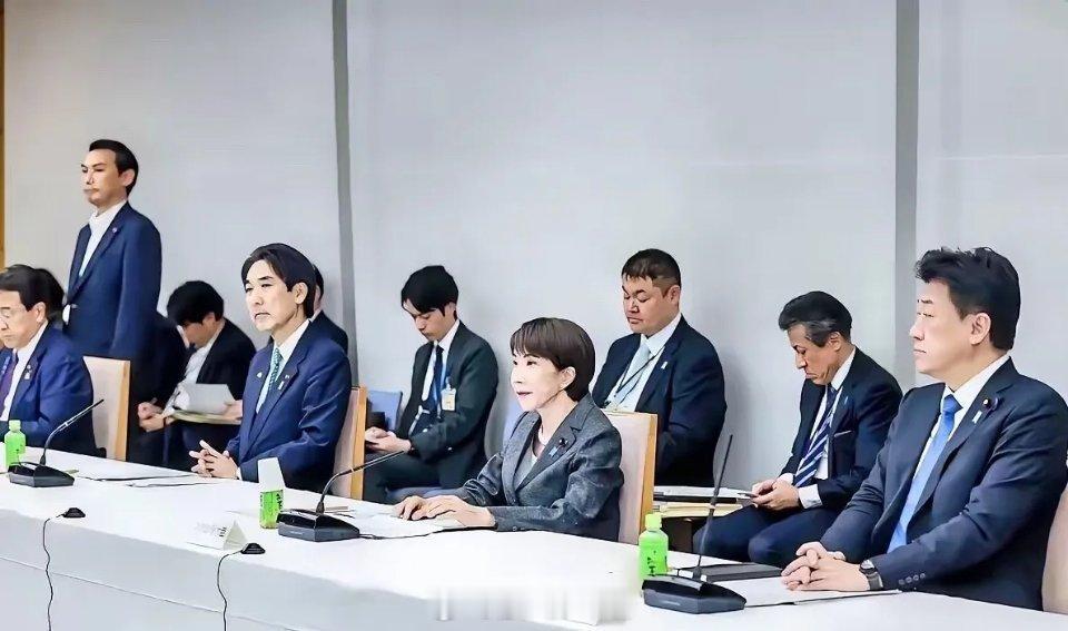 日本慌了日本考察团来华，中国：不接待，不见面。5月11日，日本日中经济协会带着3