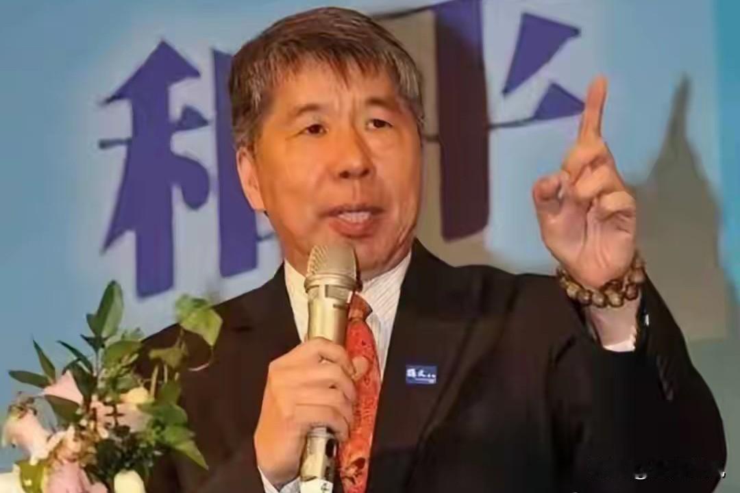 台海局势火烧眉毛！统一不能拖，也根本拖不起、耗不起了！
张亚中主张多谈和合、暂缓