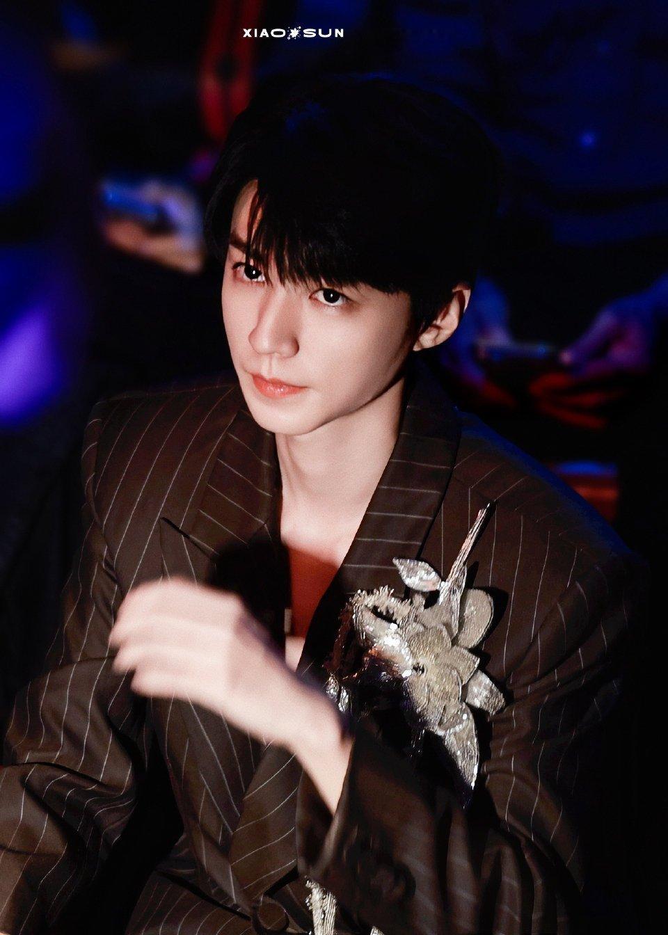 王俊凯 💙王俊凯首张同名专辑wjk 💙💙王俊凯中餐厅10  💙💙王俊凯