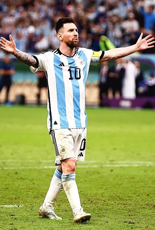 梅西入选重大足球国际赛事最佳十一人阵容，比历史上其他任何球员都多（7）- 200