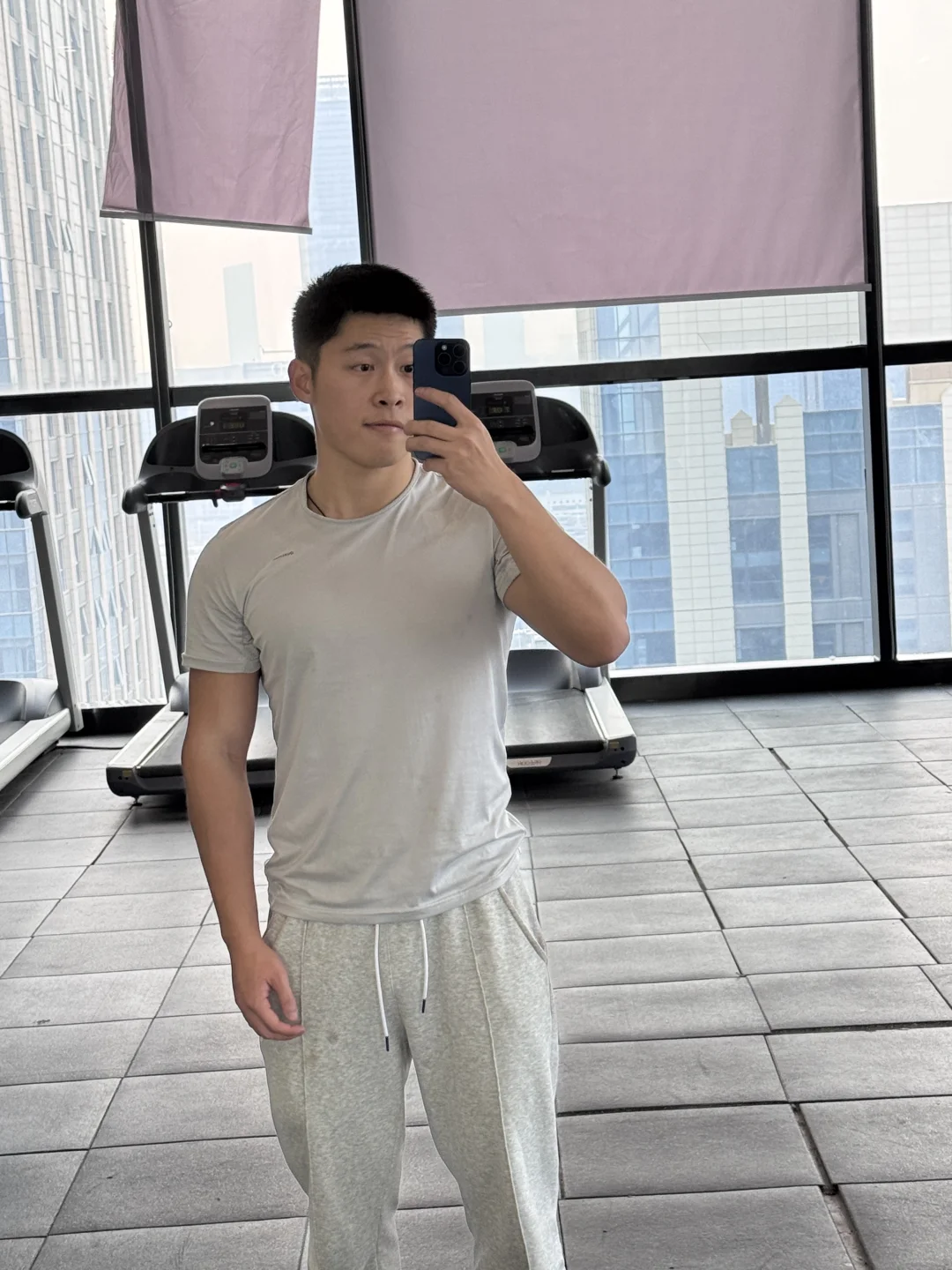 练肩日💪