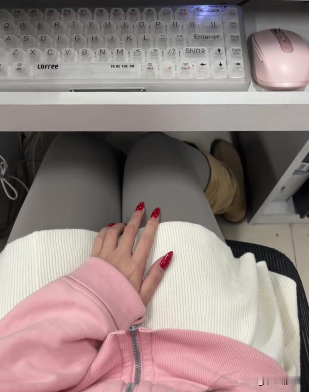 单休，明天过周末了，可以休息，