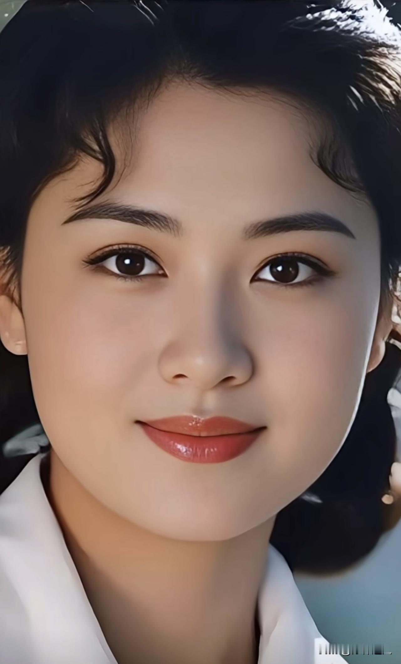 新思维：好看的人很多，但不一定让人感觉舒服！

其实，好看只是皮囊自带的“视觉属