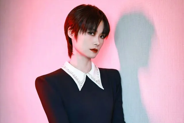 李宇春幕后大佬曝光？影视资源爆棚！