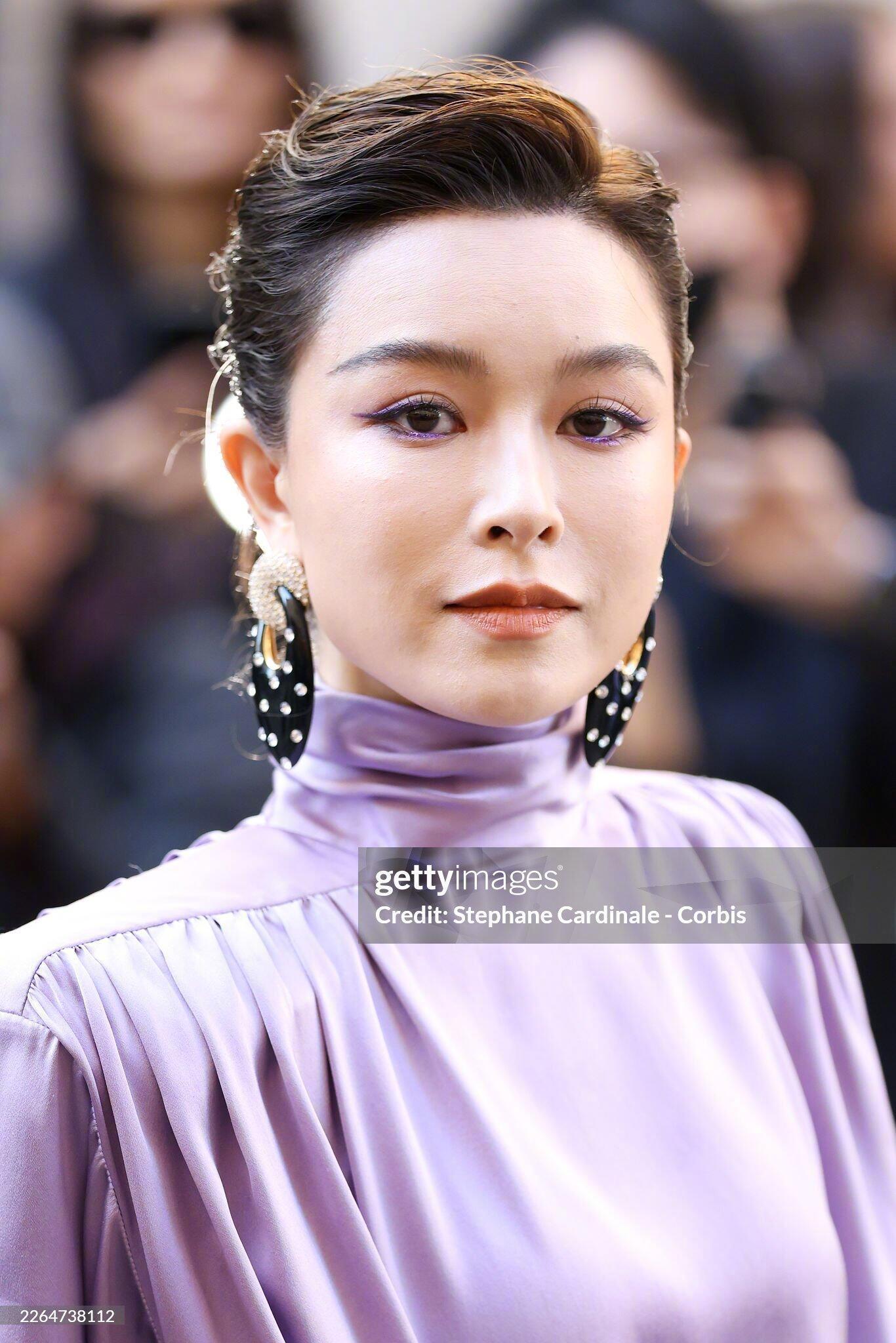 G社拍的文咏珊 文咏珊G社出图，原相机下的美貌，果然大场面这一块文咏珊是从来不会