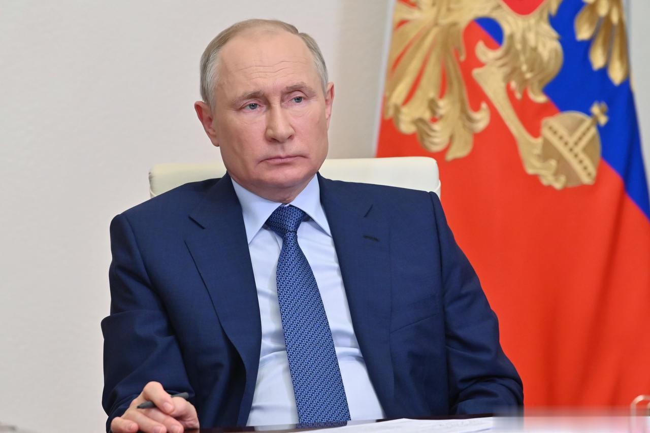 俄罗斯的2024年的预算中，国防开支高达10.8万亿卢布，这笔钱2023年6.4