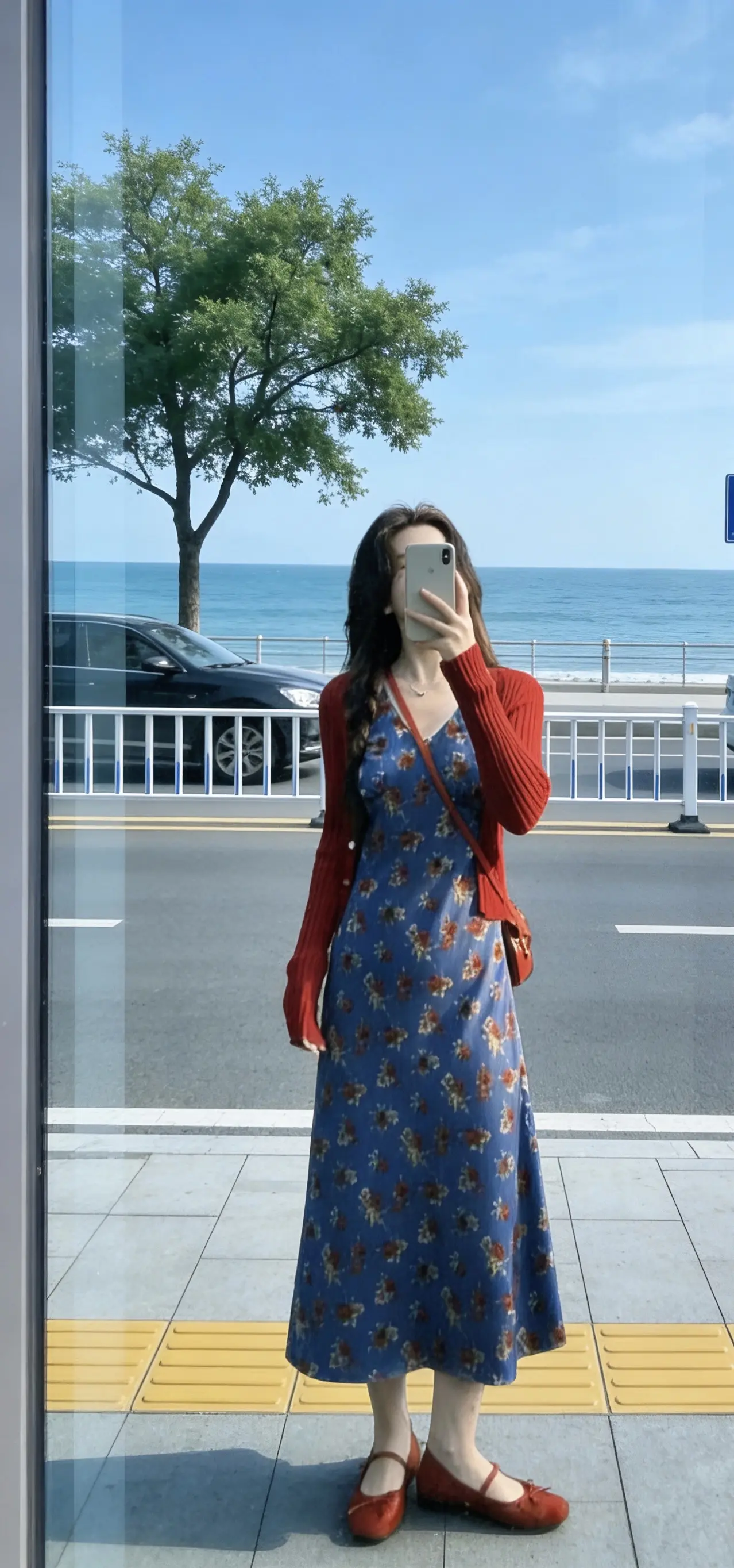 “好的关系，连沉默都舒服，            错的关系，费尽心思都不对.”