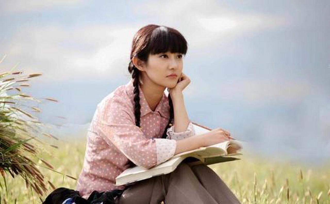 1971年，48岁的老汉娶了一个美女大学生，女大学生小他10岁还坐过牢，洞房花烛