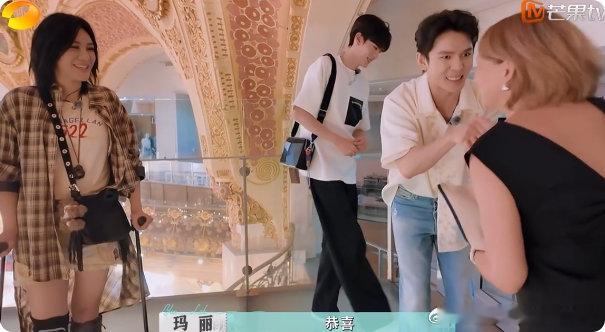 李佳琦[超话]李佳琦说找到创业者的感觉了第一次有中国美妆品牌进老佛爷，李佳琦的反