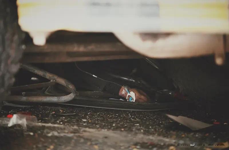 【4人喝酒1人死亡，先走的2人居然无责！这事儿你怎么看？】
 
你敢信吗？4个人