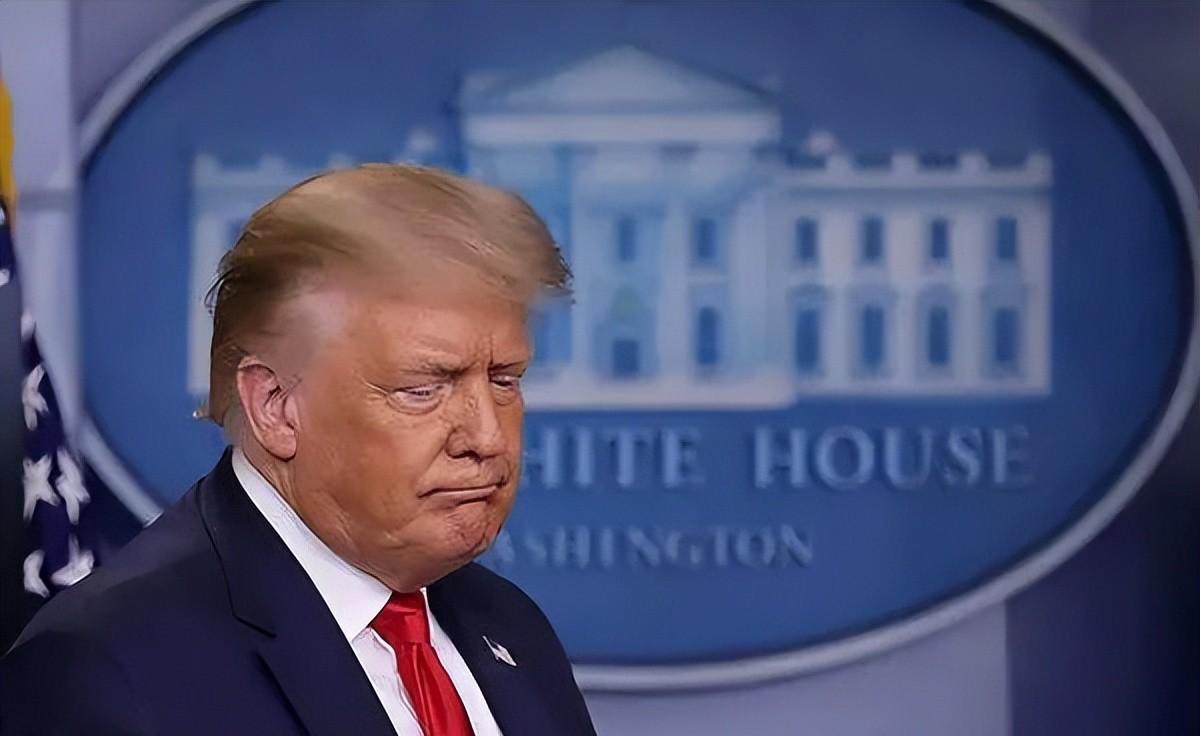老话说得好，打蛇打七寸。当美国的炸弹还在中东乱飞时，伊朗人终于悟出了真理：跟美军