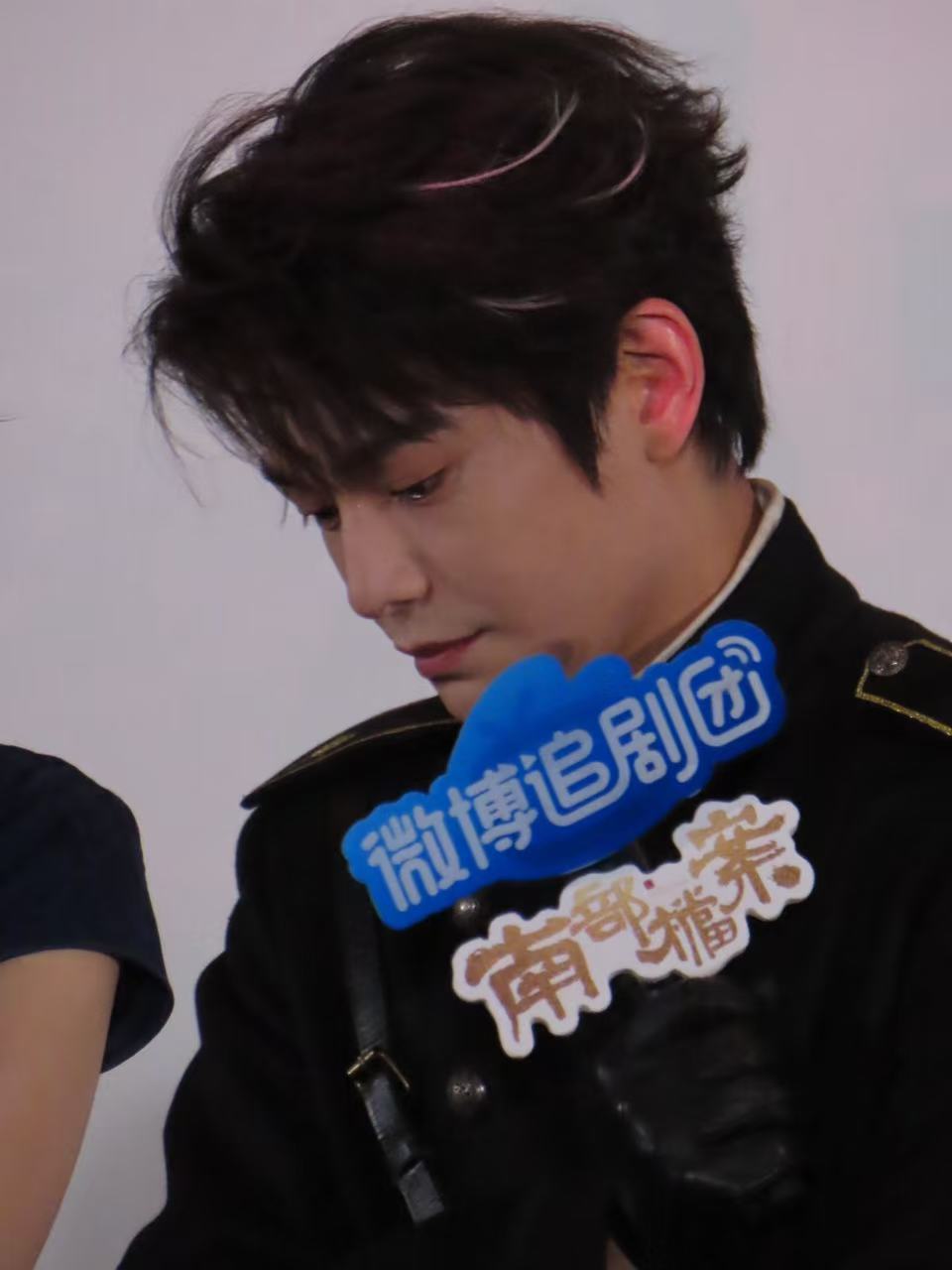 丁禹兮说自己受过恩惠要回报 丁禹兮好温柔！群演是他光替，他因自己当过幕后龙套，就