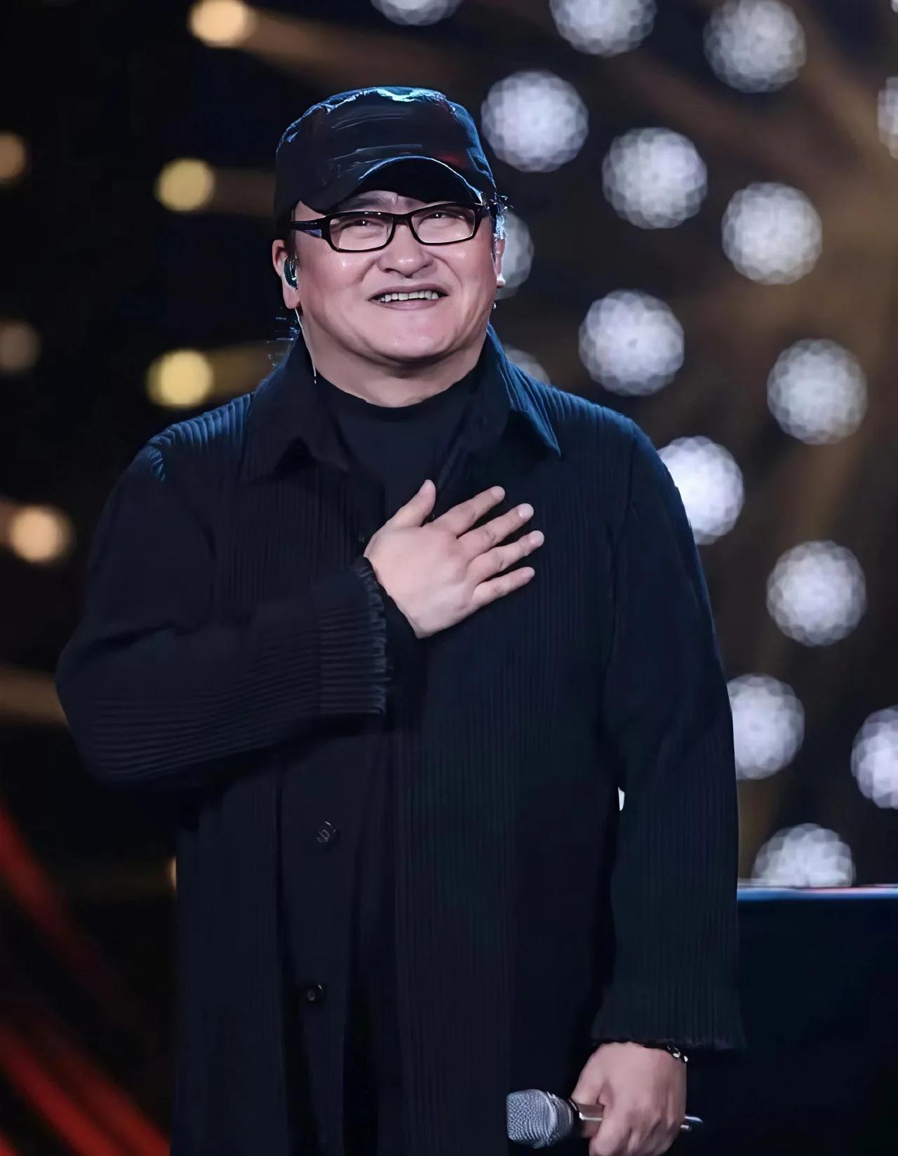 刘欢老师离去，对音乐界的影响，不是“少了一个好嗓子”这么简单：

1. 内地流行