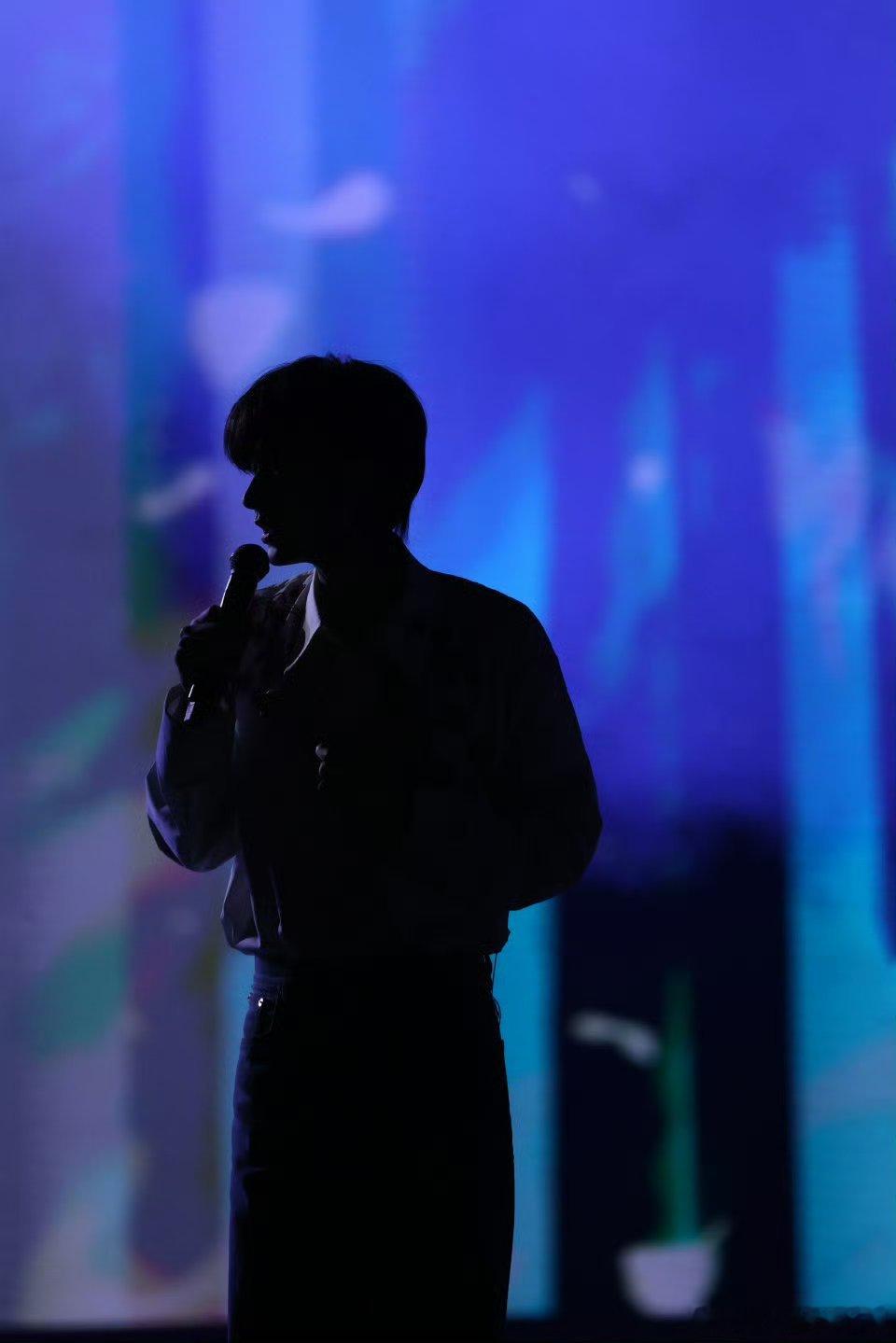 成毅赴山海cy成毅萧秋水李沉舟肖明明他的演技无可挑剔,他的人品善良到了极致,始于