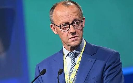 治不了俄罗斯，还治不了你？默茨一句话，以色列彻底怂了。

谁能想到，一向横着走、