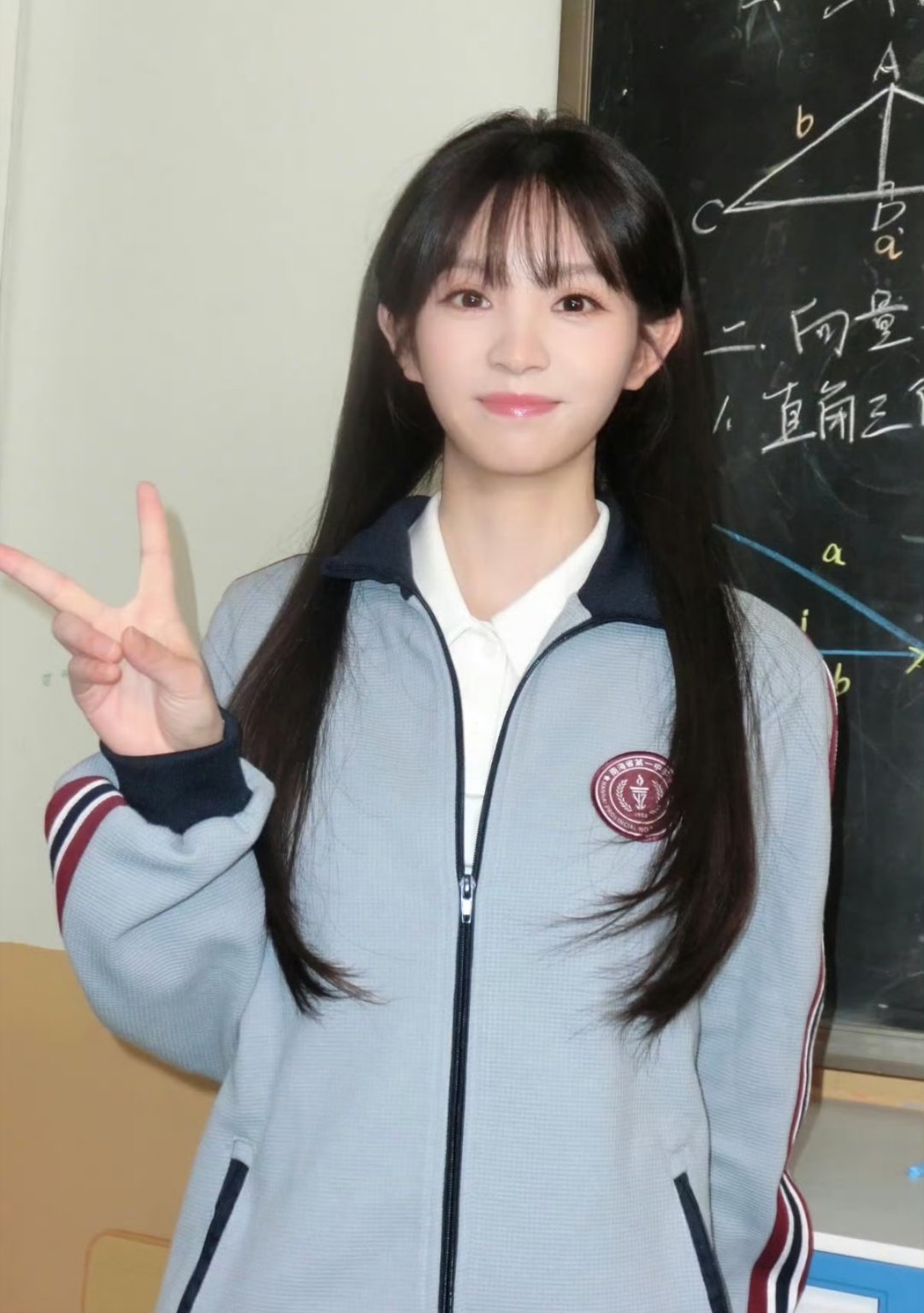 田曦薇高智感学姐学姐