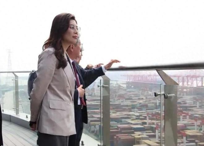 郑丽文上海一席话点透历史，两岸和解信号清晰又坚定
 
国民党主席郑丽文到访大陆，