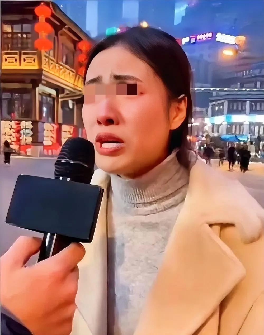 武汉江汉区一间商铺被拆了，

补偿谈不拢，

官司打了两年，

房子早没了，
