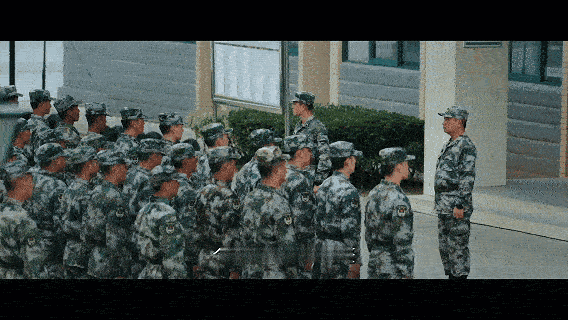 欧豪剧粉也是军训上了欧豪新剧观众也要军训吗追《兵自风中来》怎么有种线上军训的感觉
