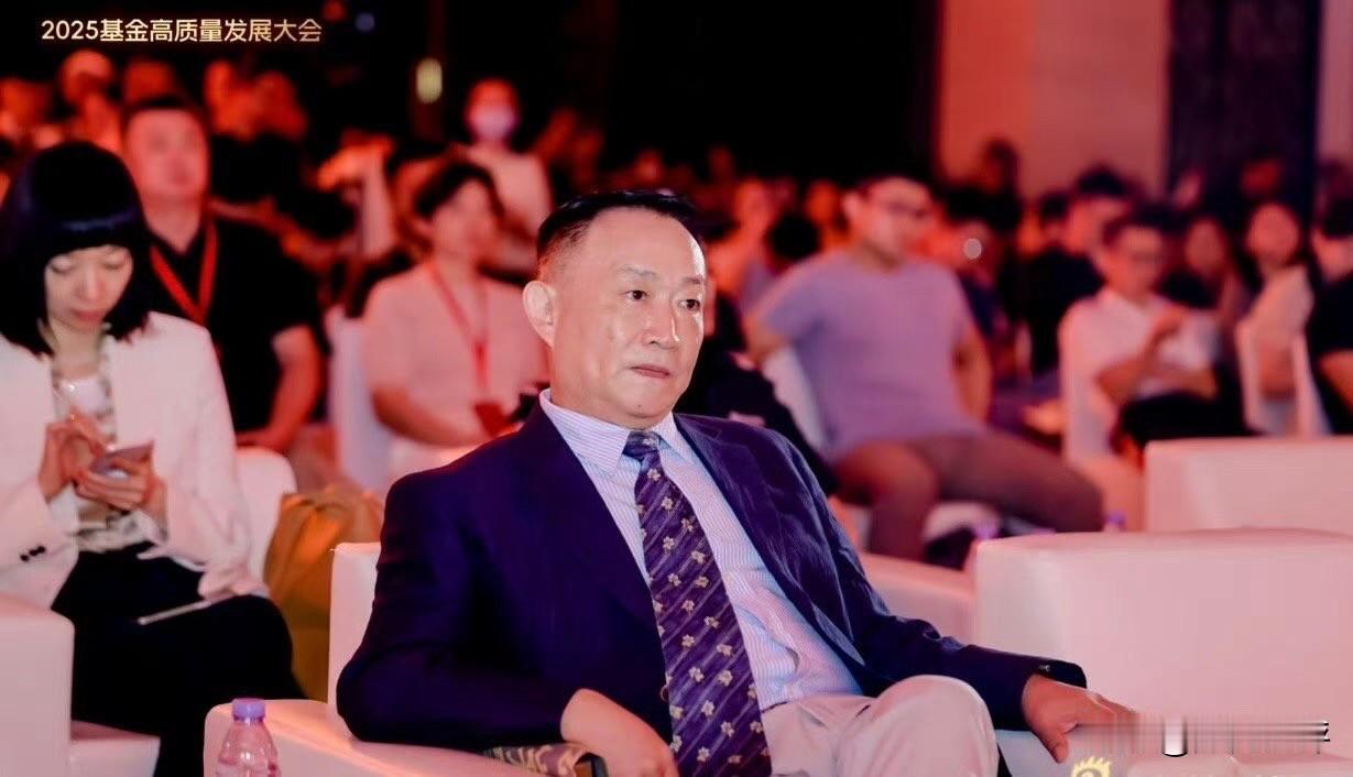 卢先生，6.27

明天聊聊这个宾夕法尼亚计划。以及此计划可能带给我国经济的冲击