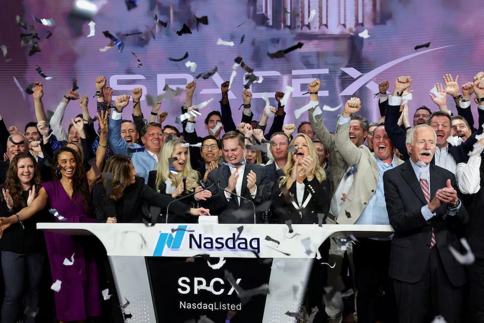 SpaceX上市，Mag 7好像得要改名了。一生拼概念的华尔街在想叫啥好，MAN