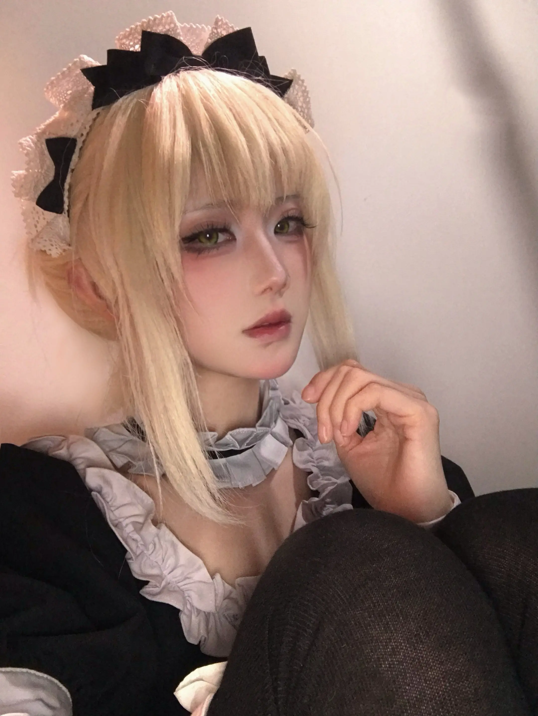 ～