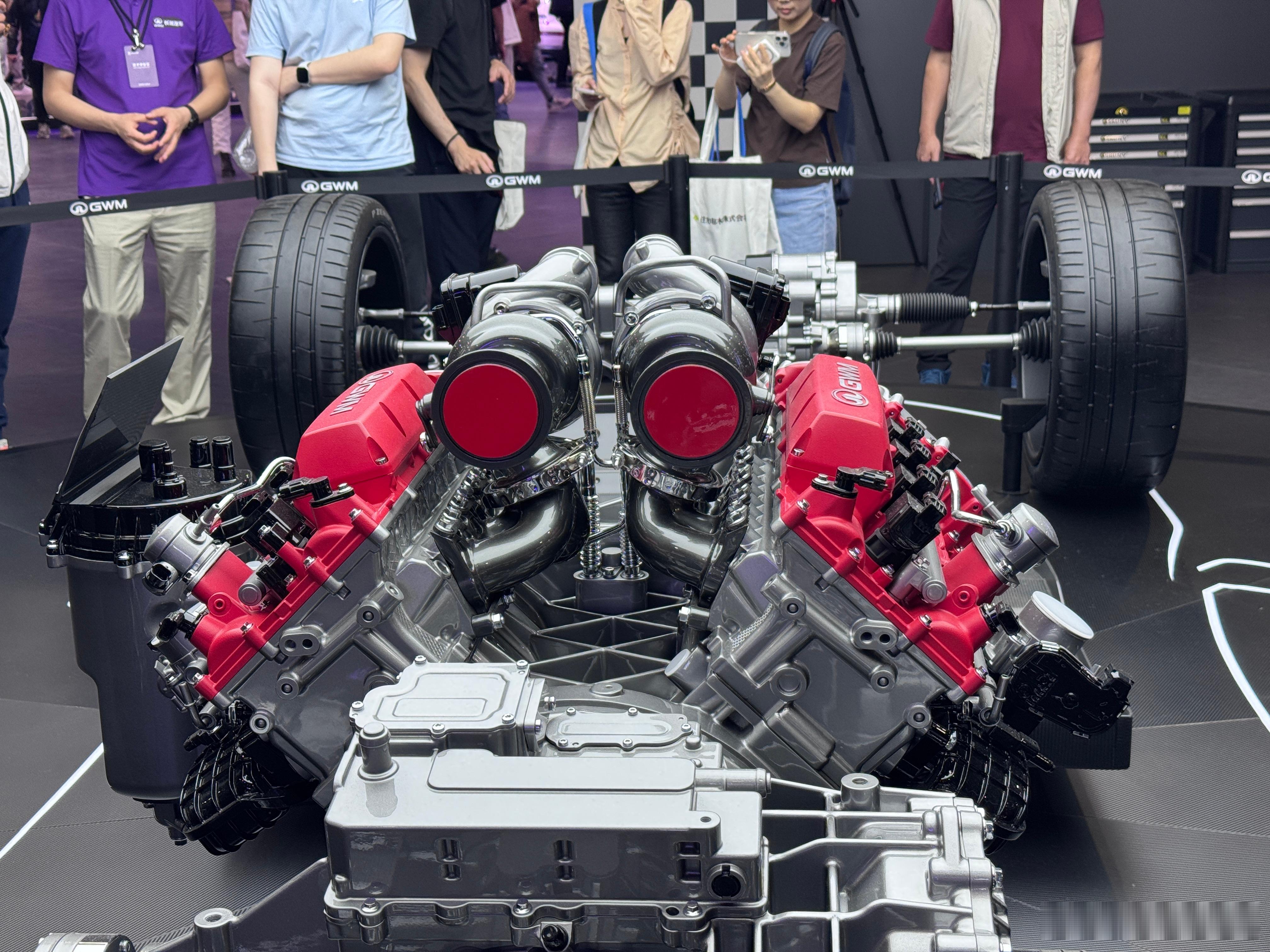 这大V8看着真香，期待第一台国产GT3赛车！ 北京·中国国际展览中心顺义新馆