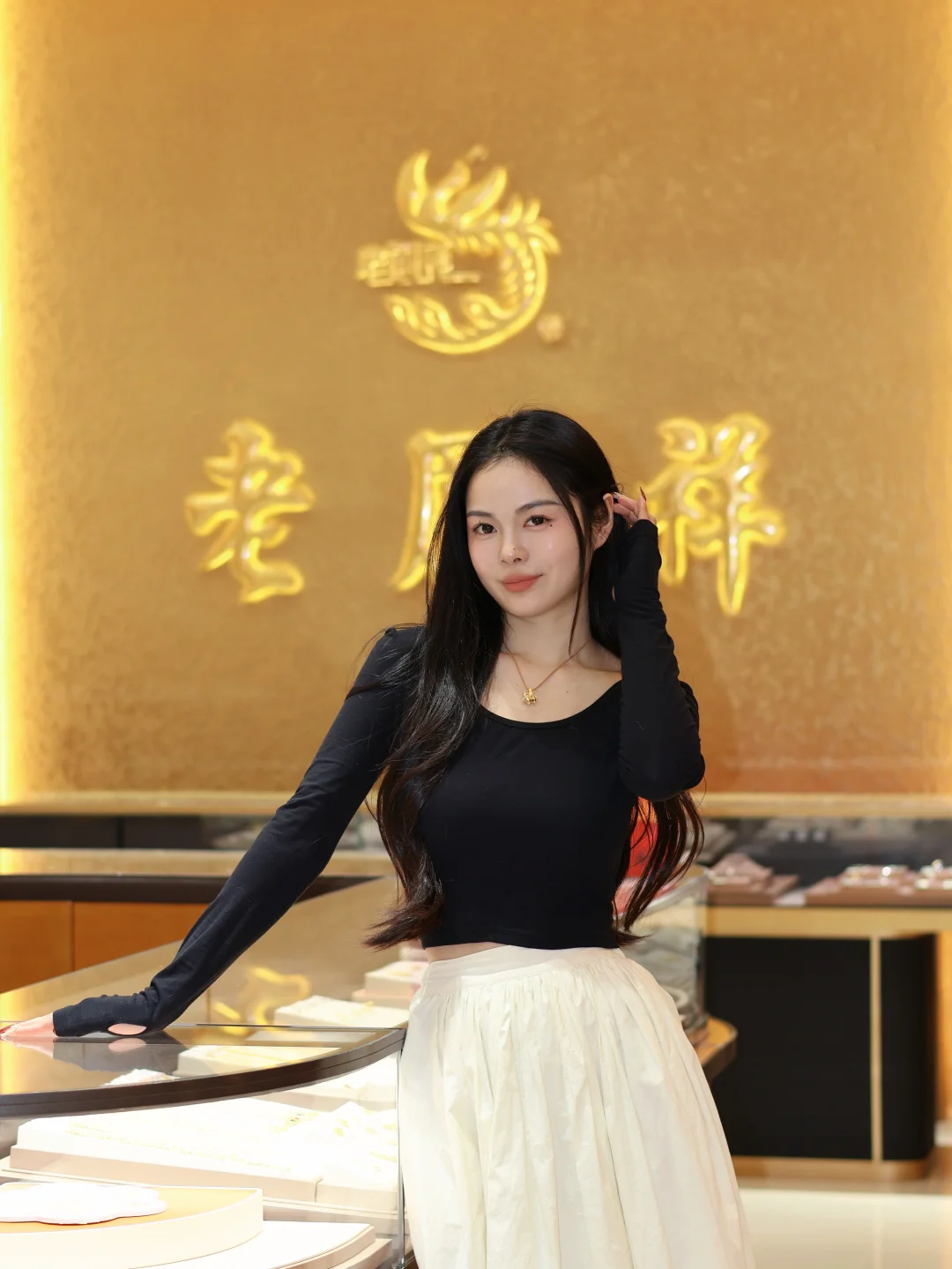 高新银泰百货隐藏玩法，马年金贴Get！🐎