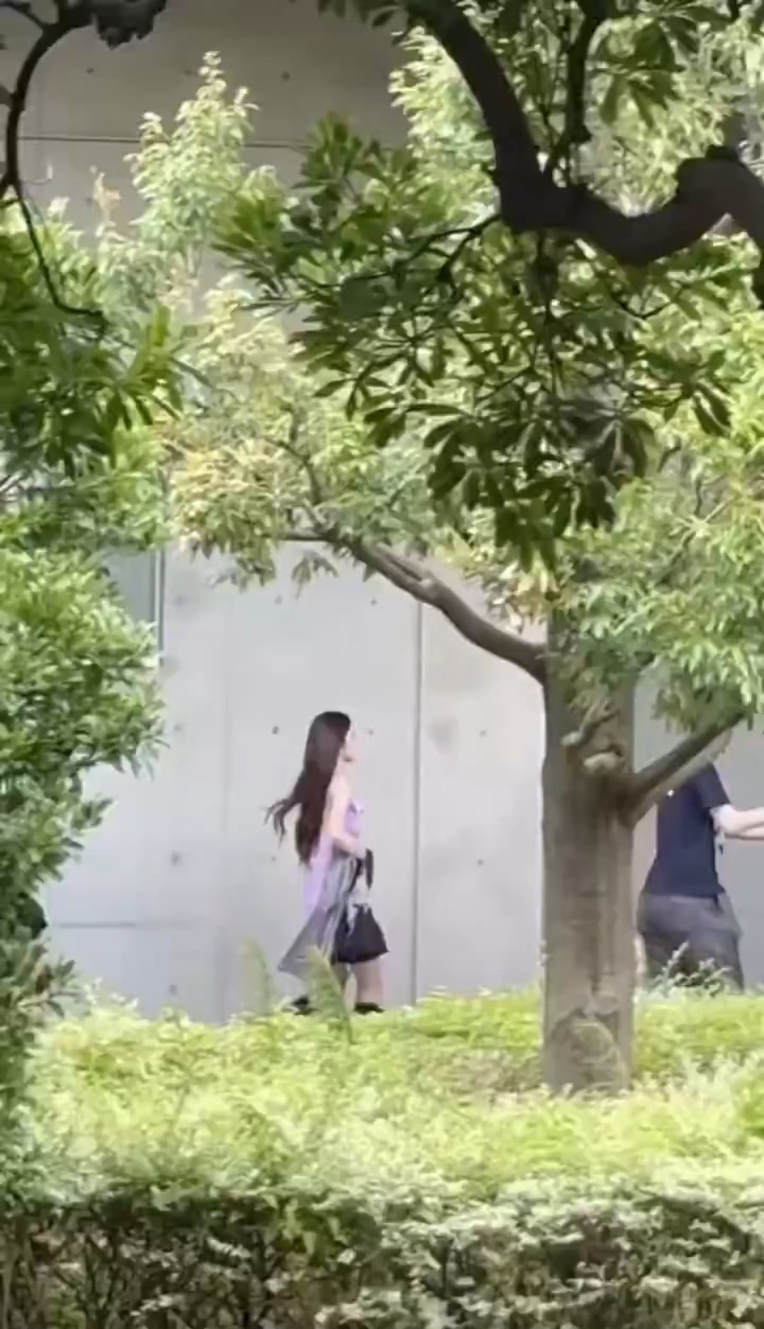 我要笑翔 从女神变成猴的间隔时间就只有短暂的几秒钟 