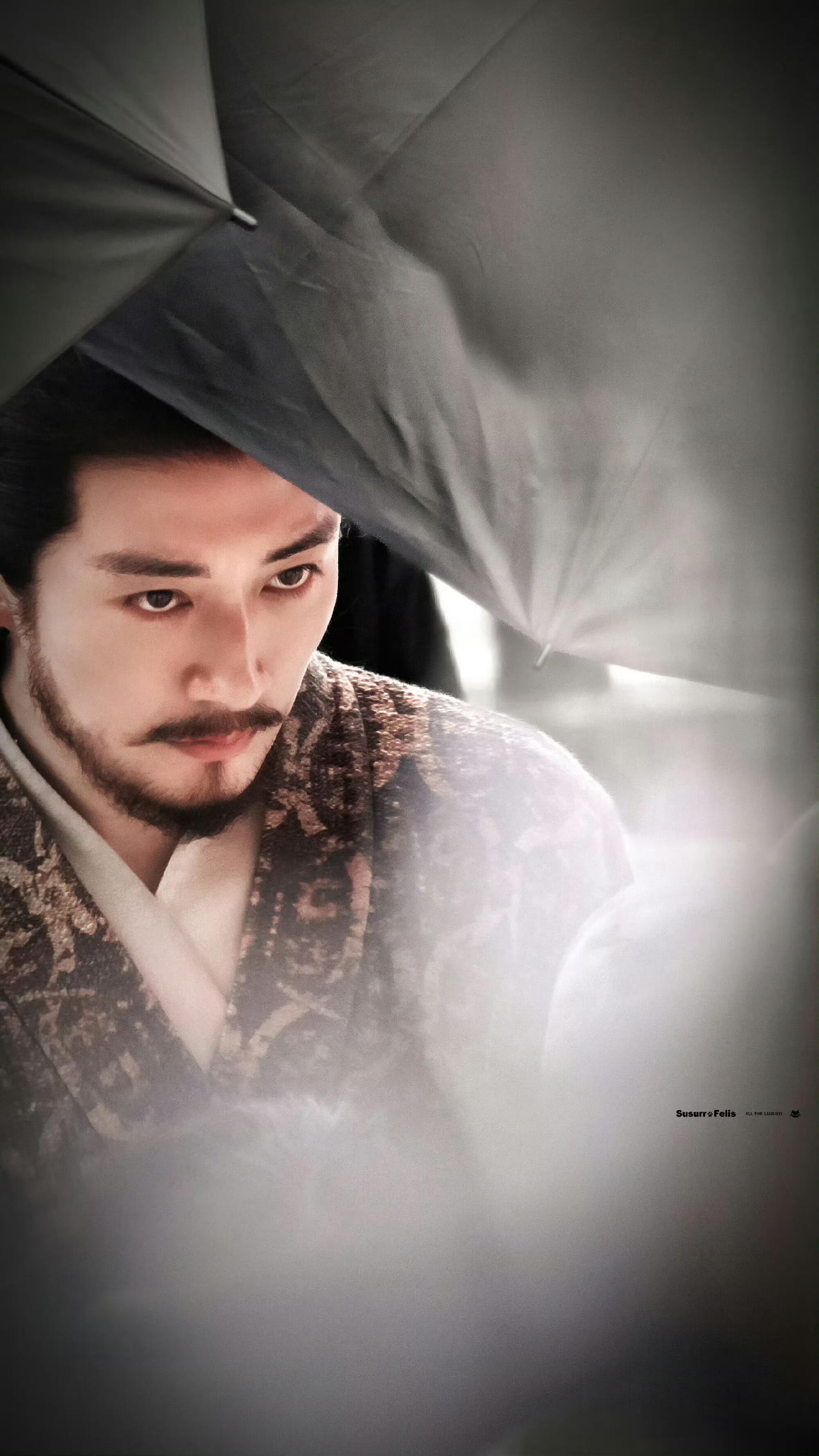 刘学义江山大同造型眼神戏绝了，妥妥糙汉霸气帝王之姿希望女主能接住他的戏吧～ 