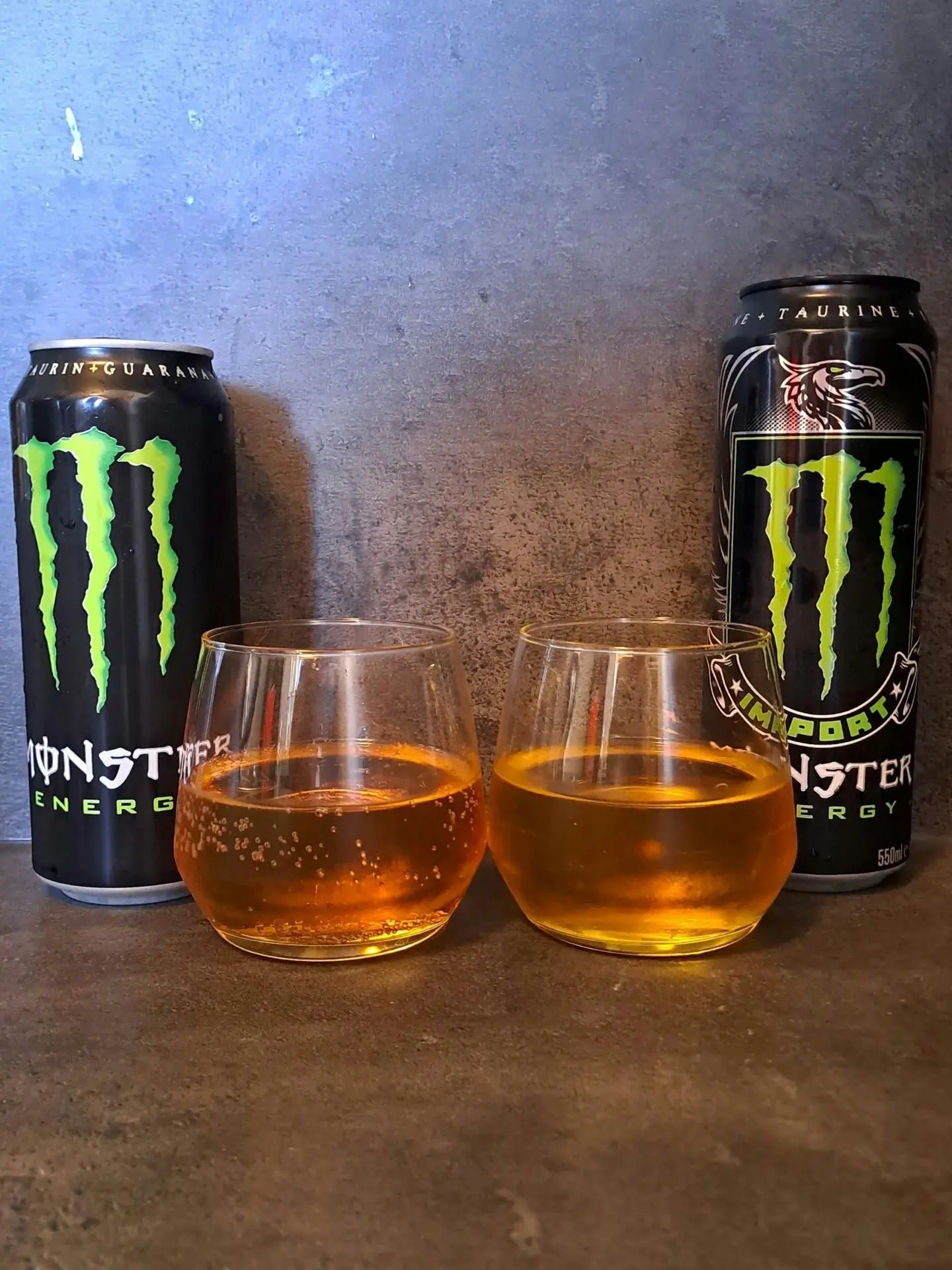 魔爪Moster运动饮料清货，一瓶只要三块多