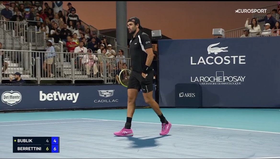 网球talking大会 贝雷蒂尼时隔11个月再度击败前20球员🔨🇮🇹去年在