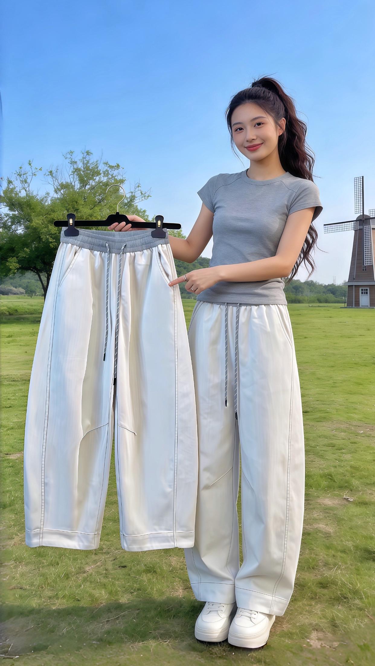 高腰百搭阔腿休闲裤。