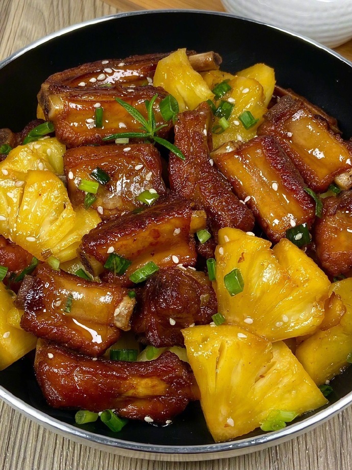菠萝排骨 感谢网友🙏……这个配方真的巨好吃！！ 