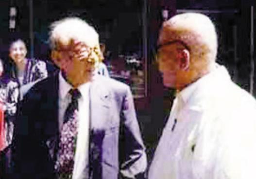 1991年，邓公请张学良回国，张学良却说：我回去可以，但必须答应我3个条件。
 