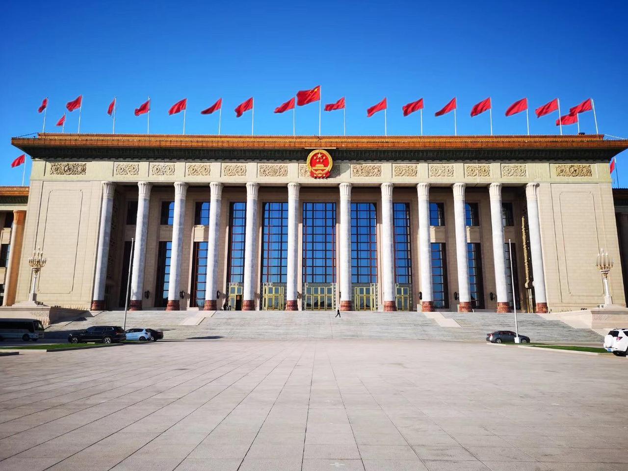 中央这次反着来！裸官的后路被彻底堵死，以前，有些人玩的都是“先走人、再脱身”的套