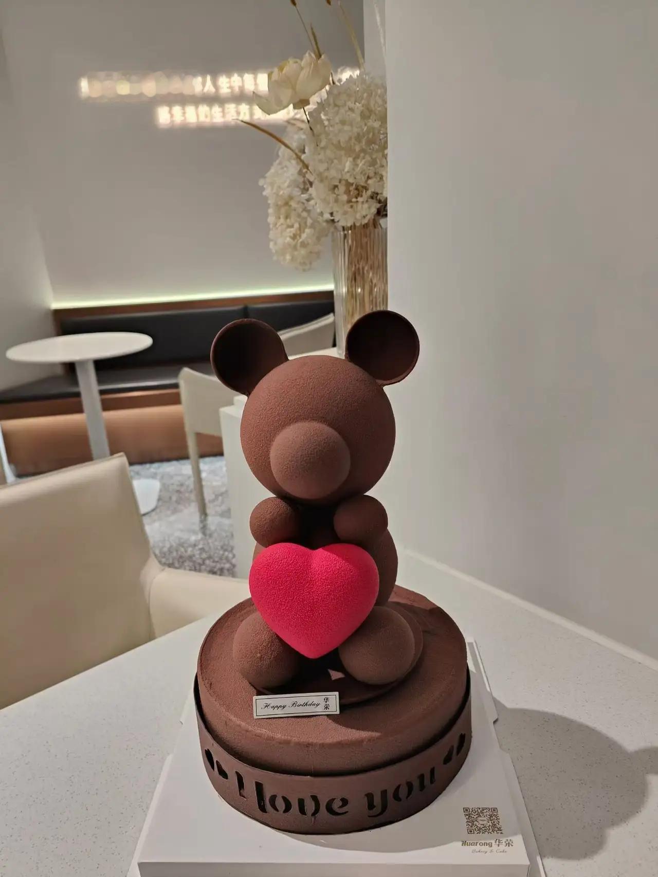 我国目前人囗是负增长，为了鼓励现在的年青人多生孩子，国家出大招了。明年开始生孩子