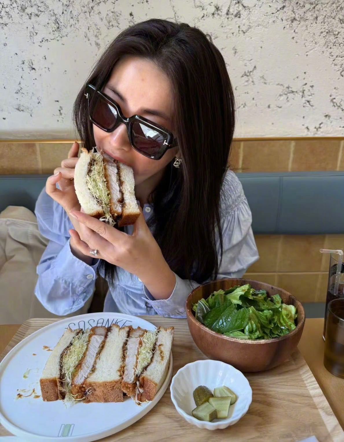 朱珠极品饭灵根 大概这是我和美女姐姐唯一的共同点