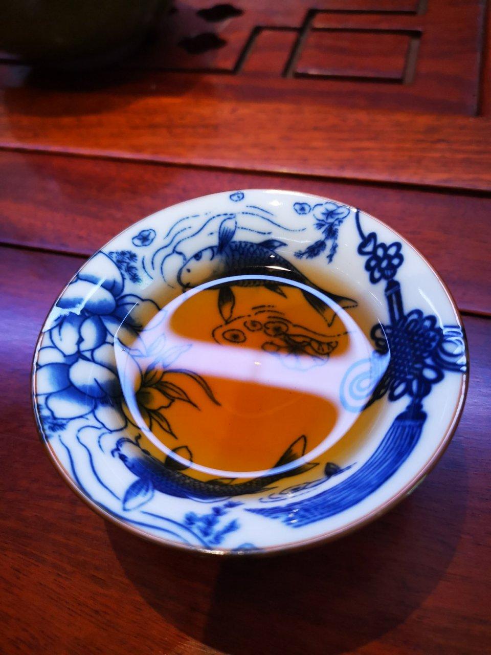 下联：酽茶半碗畅将来。