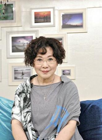 60岁的王姨，一个拥抱就哭了：原来女人到老，最缺的还是这点“甜”
 
我家楼下的
