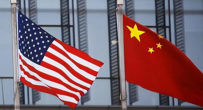 中美之间，已经没有回头路了，美国手里的绳子，已经勒住中国经济的咽喉；而中国手里的