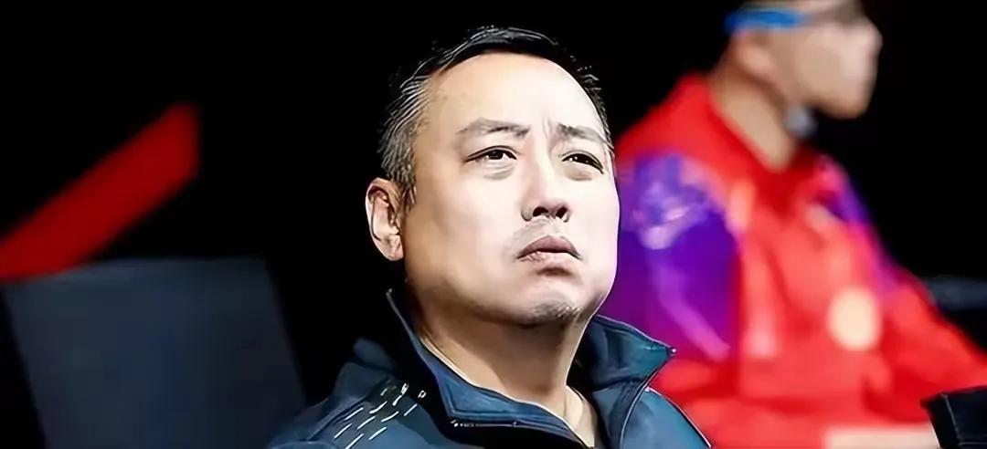 【几大争议？】
一：陈梦夺冠，刘主帅黑脸？
二：主帅黑脸，马琳没敢鼓掌？
三：竖