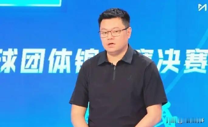 孙颖莎、蒯曼、王艺迪都是3:0赢球，按理说该夸吧？可侯英超偏偏不太满意。

他说